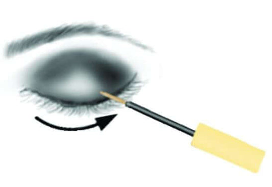Application technique for Eyelash Growth Serum LuRey Lash on upper lashes.