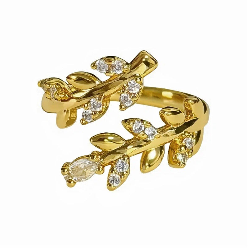 Women Wear Niche Leaf Rings In Ancient Times