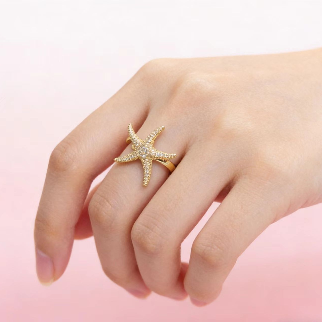 Stylish Resort-style Starfish Ring