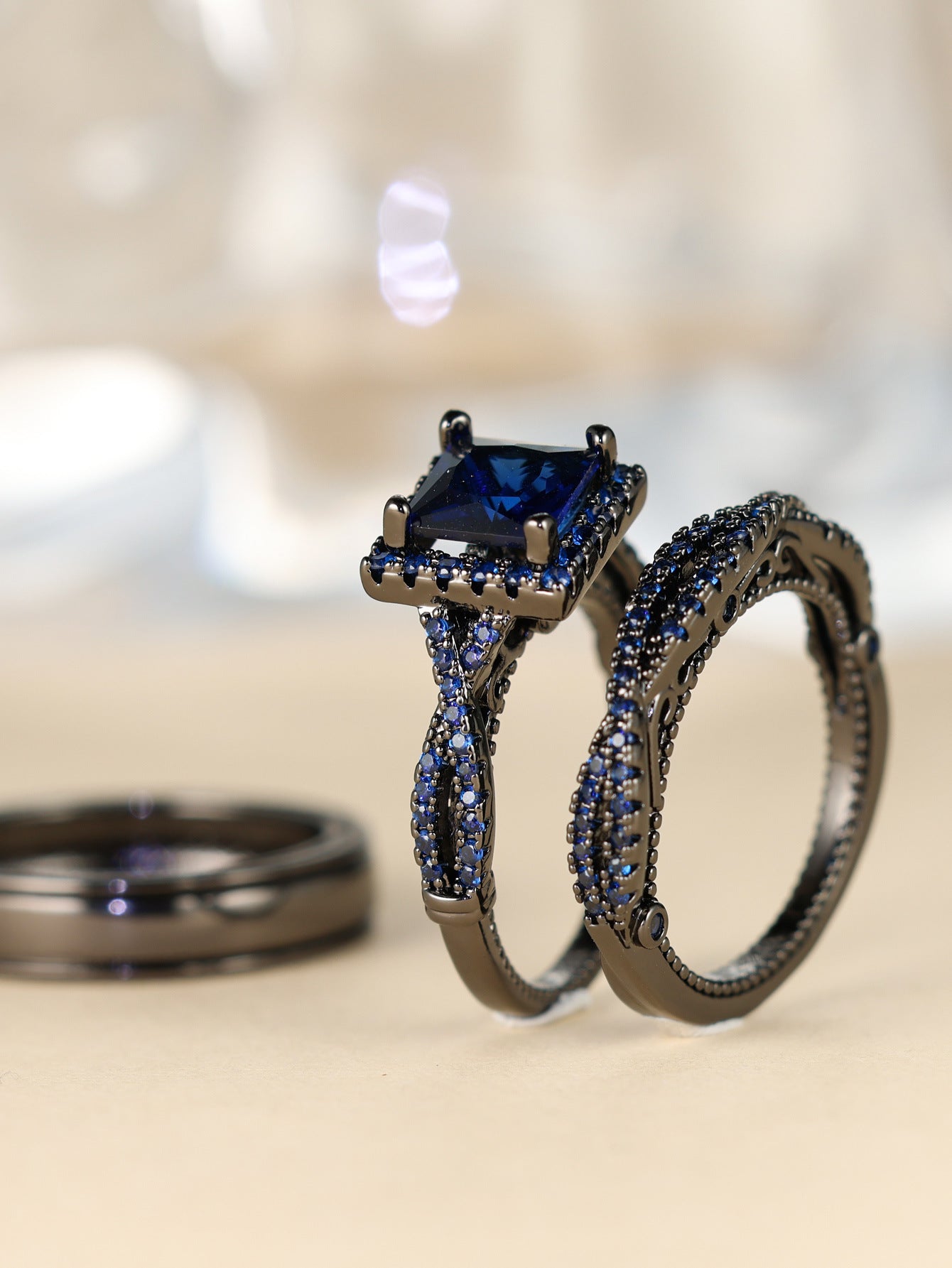 Green Hollow Rose Gold Three-Piece Diamond-Encrusted Zircon Ring Set