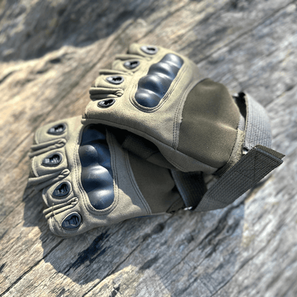 Tactical Fingerless Airsoft Gloves for Outdoor Sports, Paintball