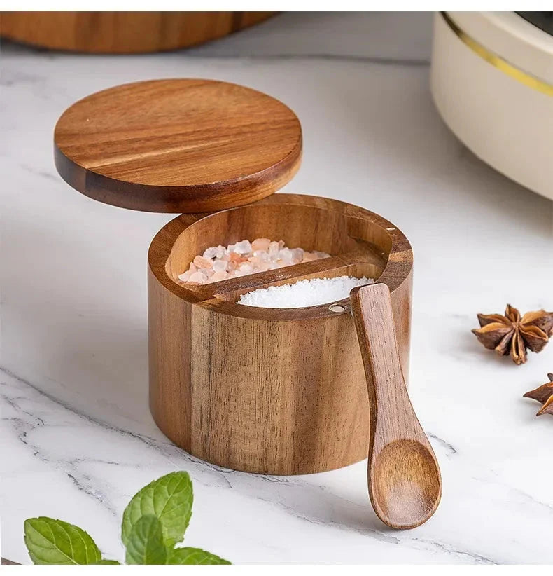 Spice Box with Rotating Lid