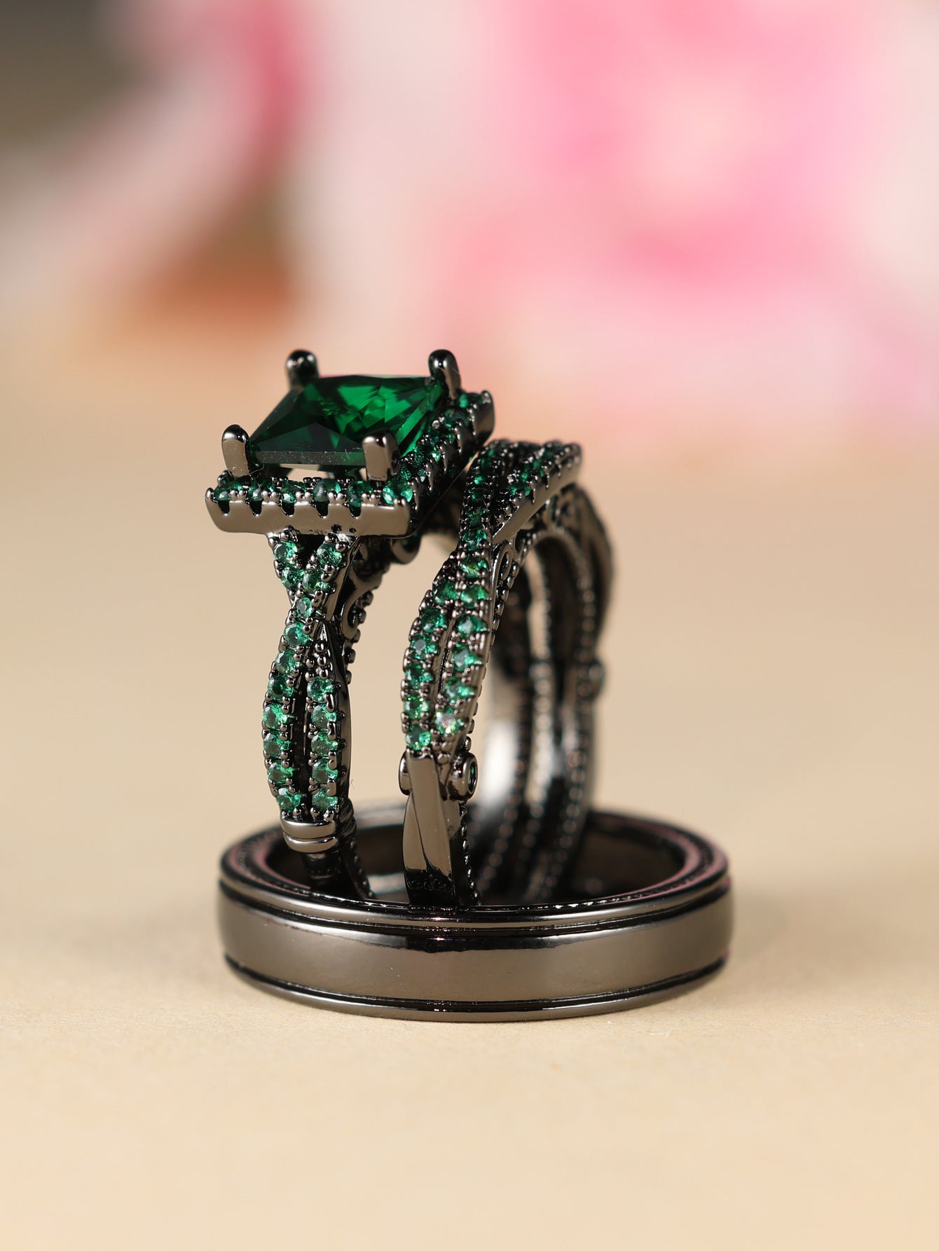 Green Hollow Rose Gold Three-Piece Diamond-Encrusted Zircon Ring Set