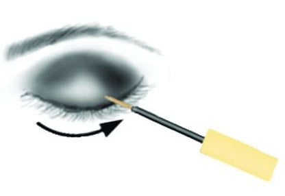 Application technique for Eyelash Growth Serum LuRey Lash on upper lashes.