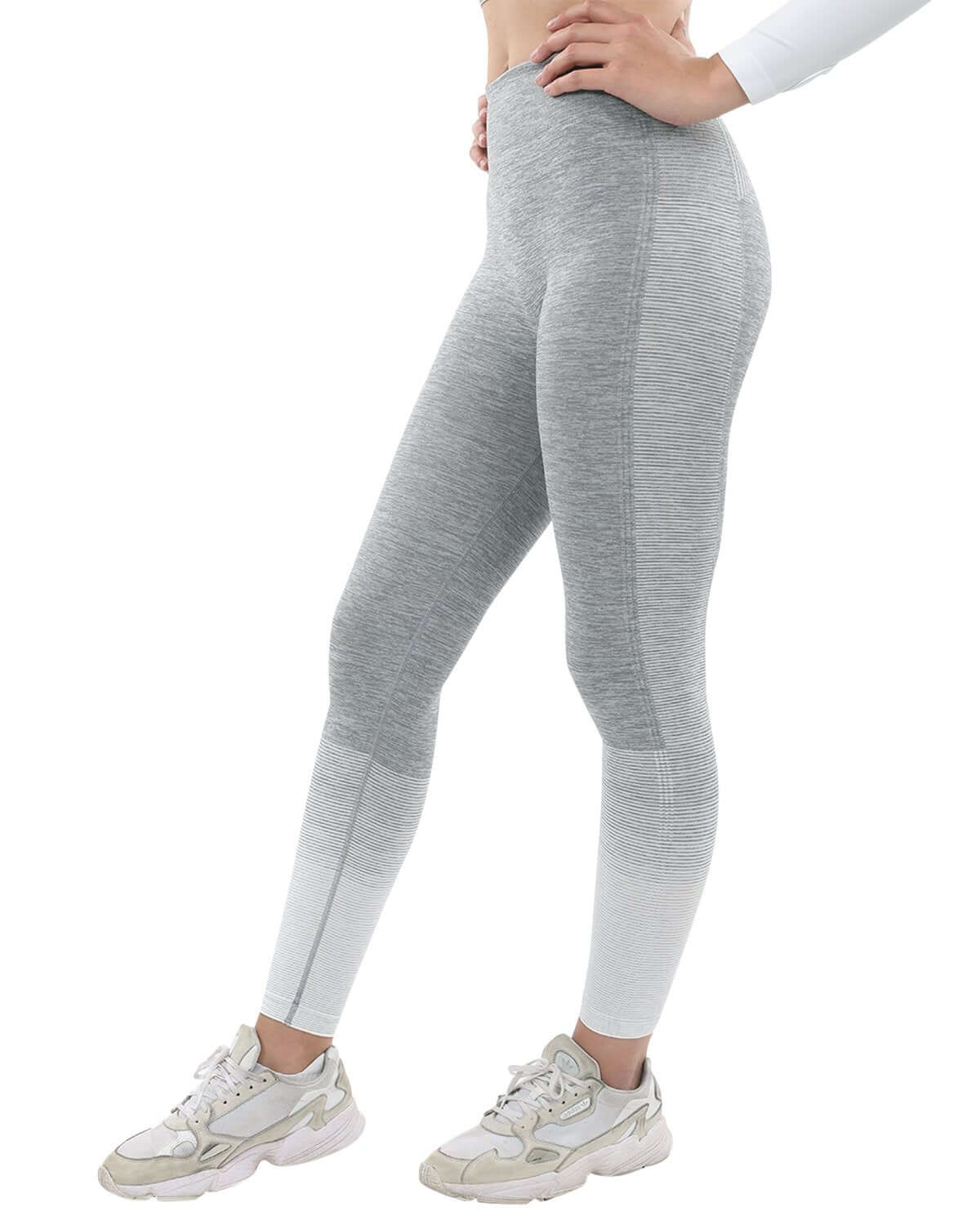 Bocana Seamless Leggings - Grey & White showcased on a model, emphasizing comfort and stylish performance.