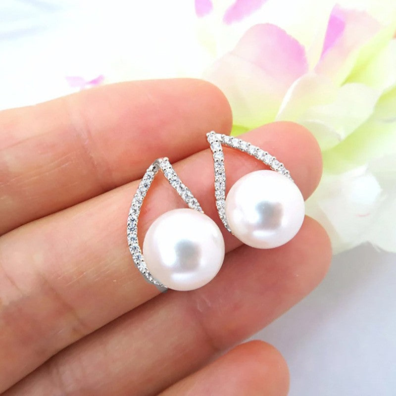 Womens Cubic Zirconia And Pearl Stud Earrings